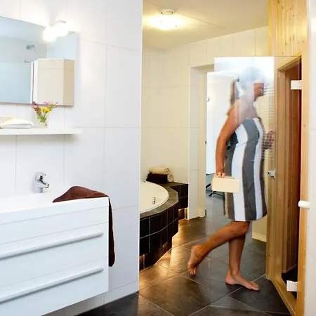 Luxe Vakantiehuis In Friesland Joure Esterno foto